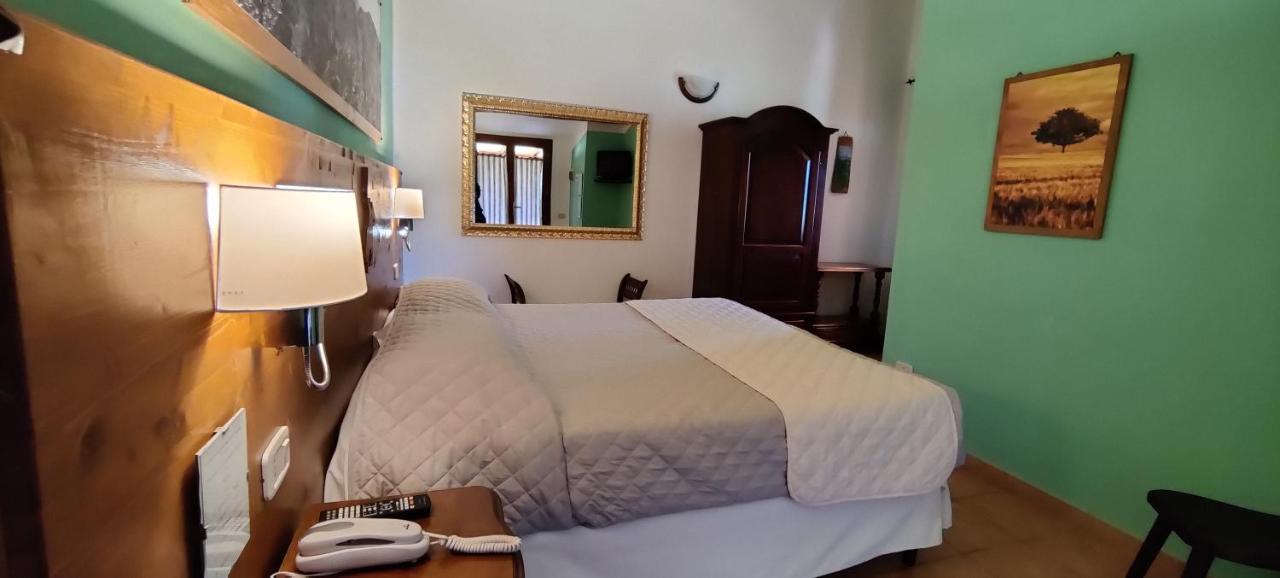 Locanda Mossa Dei Barbari Buriano  Zewnętrze zdjęcie
